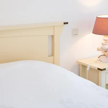 Holiday home Spacieuse Maison A 200m De La