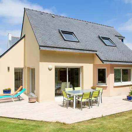 Spacieuse Maison A 200m De La Combrit